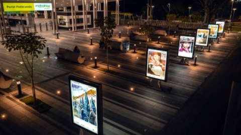 Usuarios del SITM Metrolínea disfrutan de exposición de arte en Piedecuesta